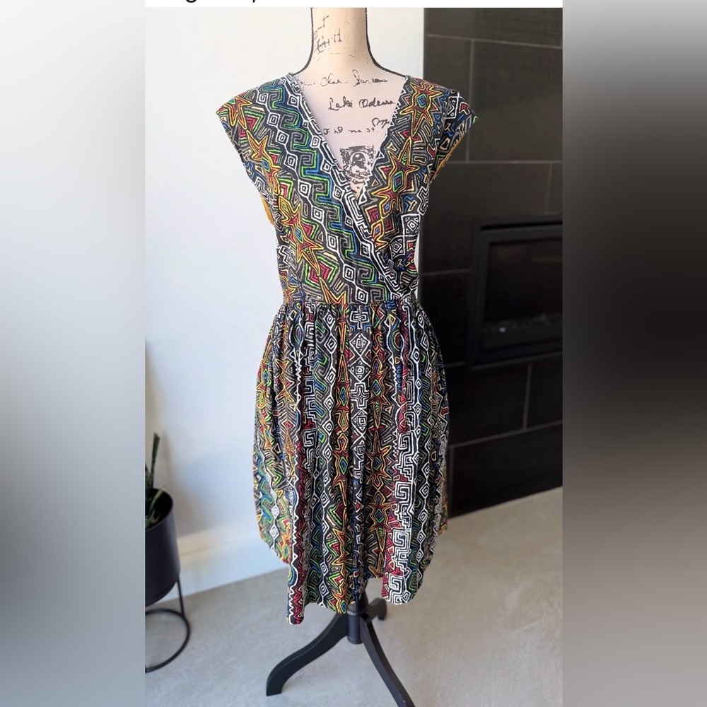 Classic paradise tiki dress with pockets